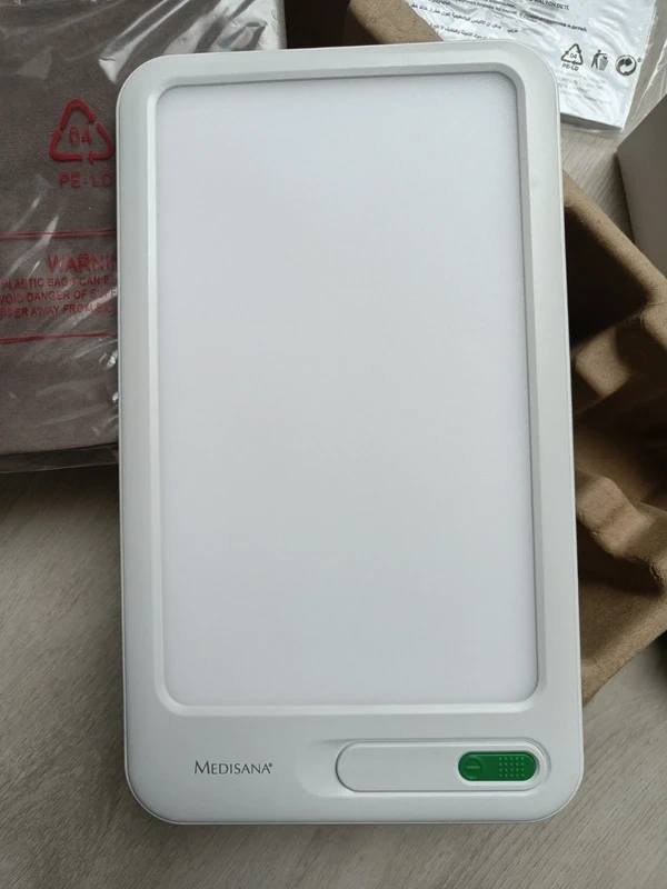 Lampa s denním světlem Medisana - nová