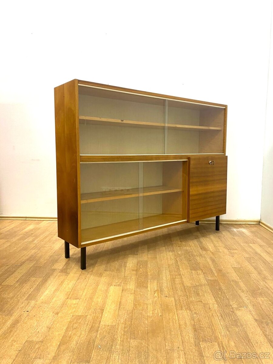 Retro komoda / knihovna 60. léta