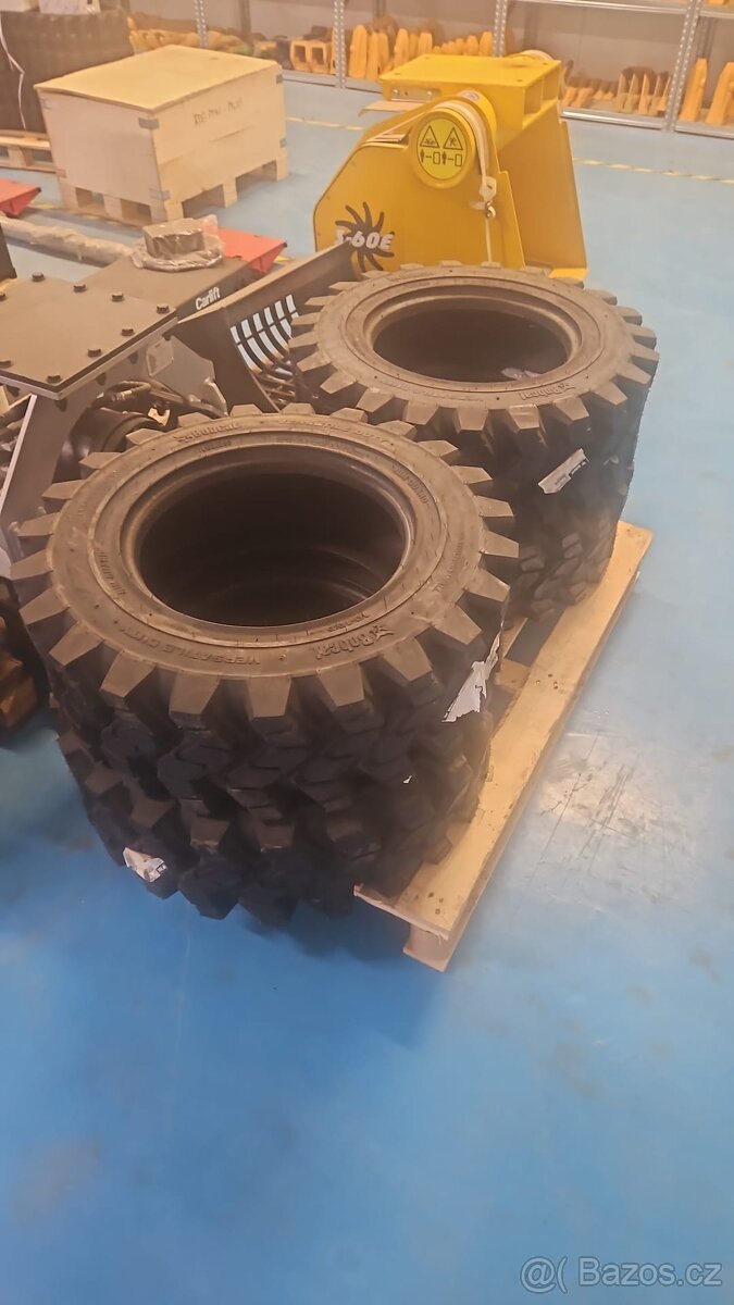 Pneu Bobcat originál 10x16,5