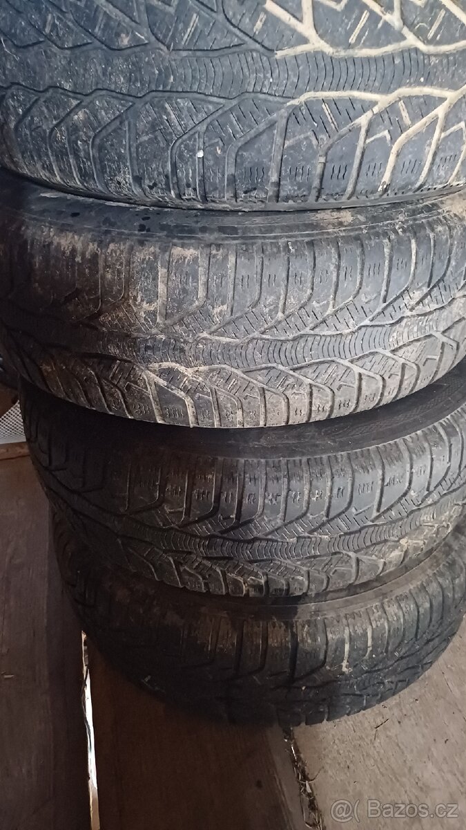 Prodám pneu Kleber