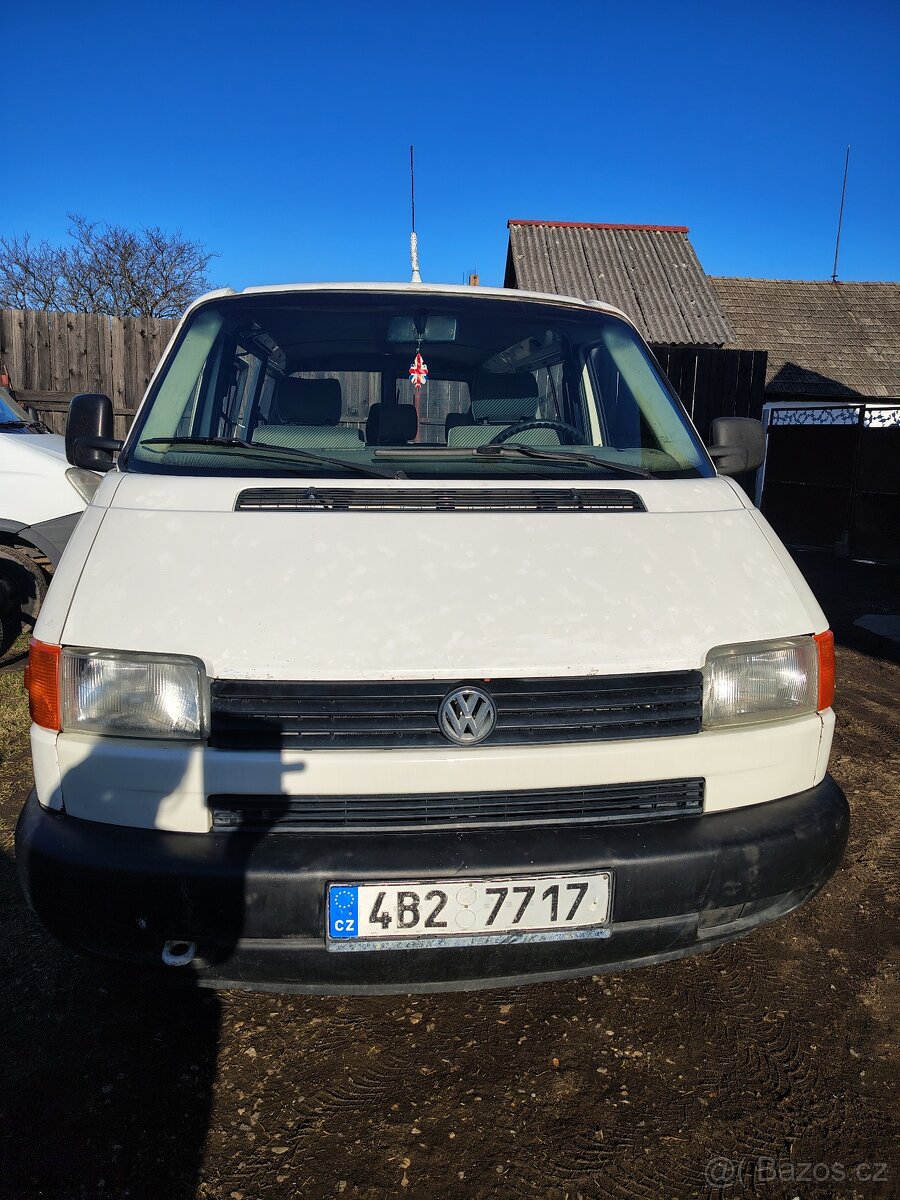Transportér 2.5TDI 75 KW /9míst/NOVÉ rozvody