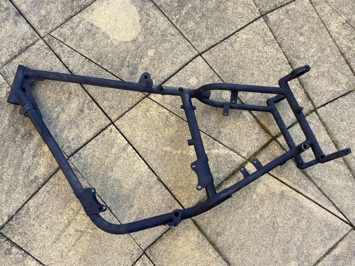 ČZ 150C rám