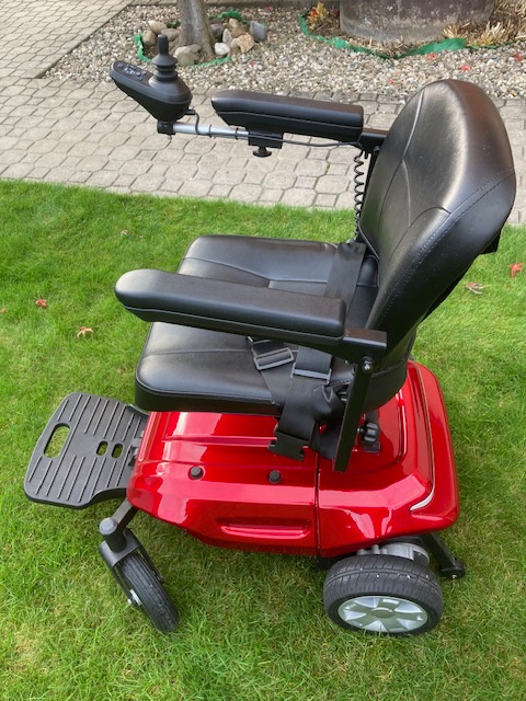 Invalidní vozík Selvo 4500S