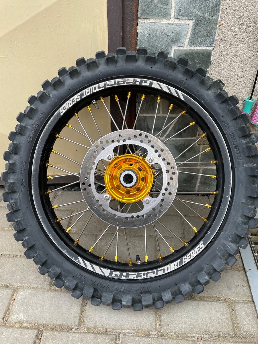 Zadní kolo Rmz (450 2022)