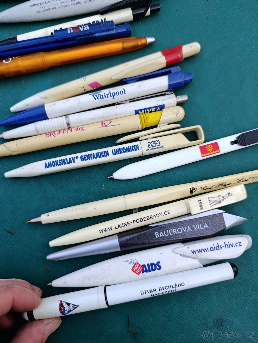 Velká sbírka propisek