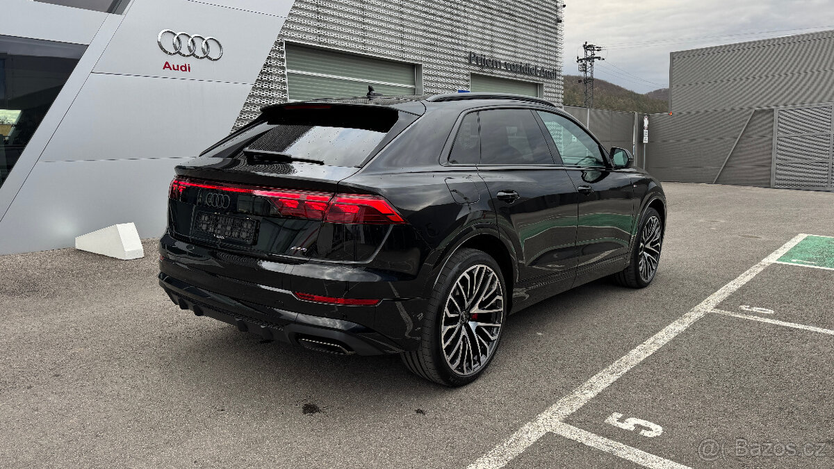 AUDI Q8 3.0TDI 210kW quattro Sline black optik ODPOCET DPH