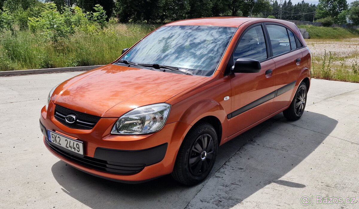 Kia Rio 1.4 DOHC 71kw rok 2009