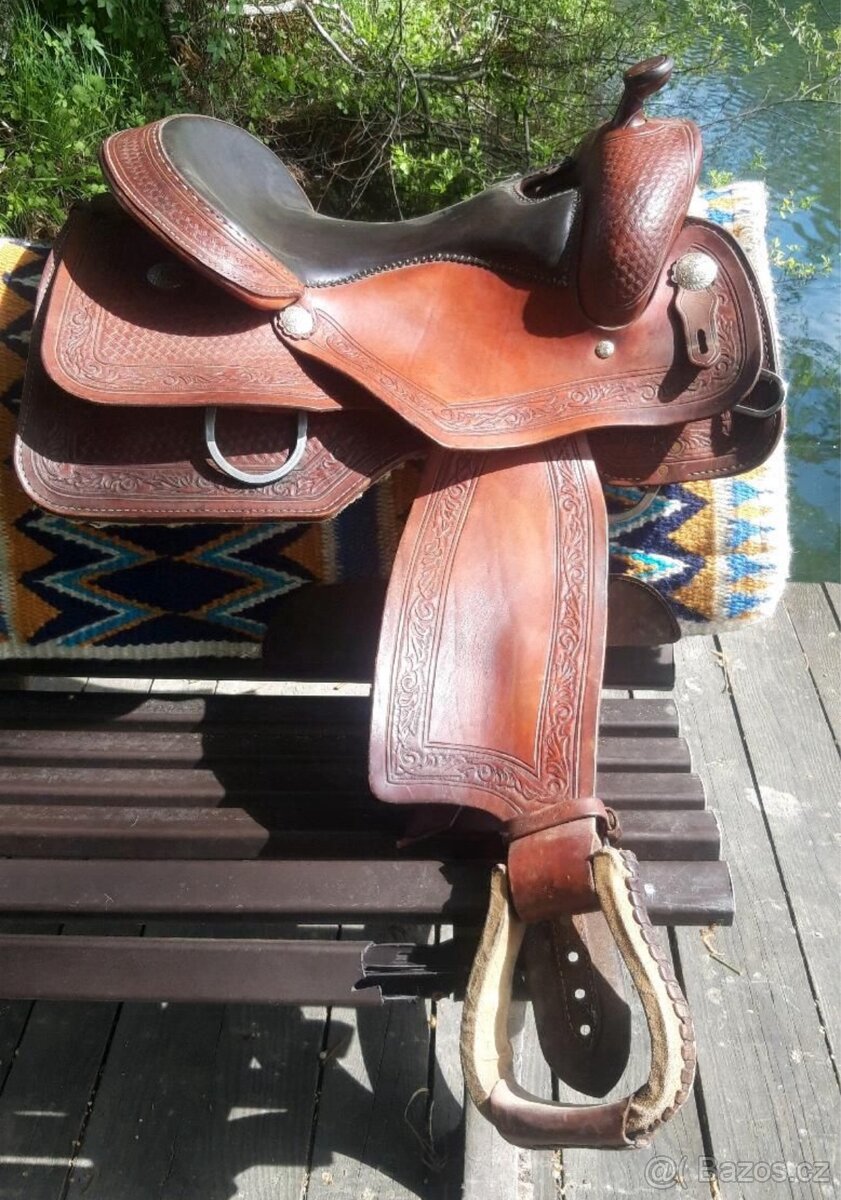 Westernové sedlo Frinta