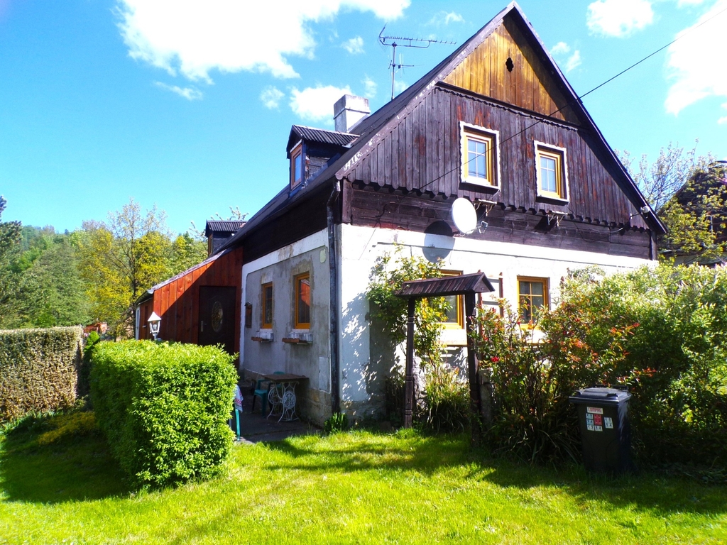 Prodej rodinné domy, 174 m² - Okrouhlá