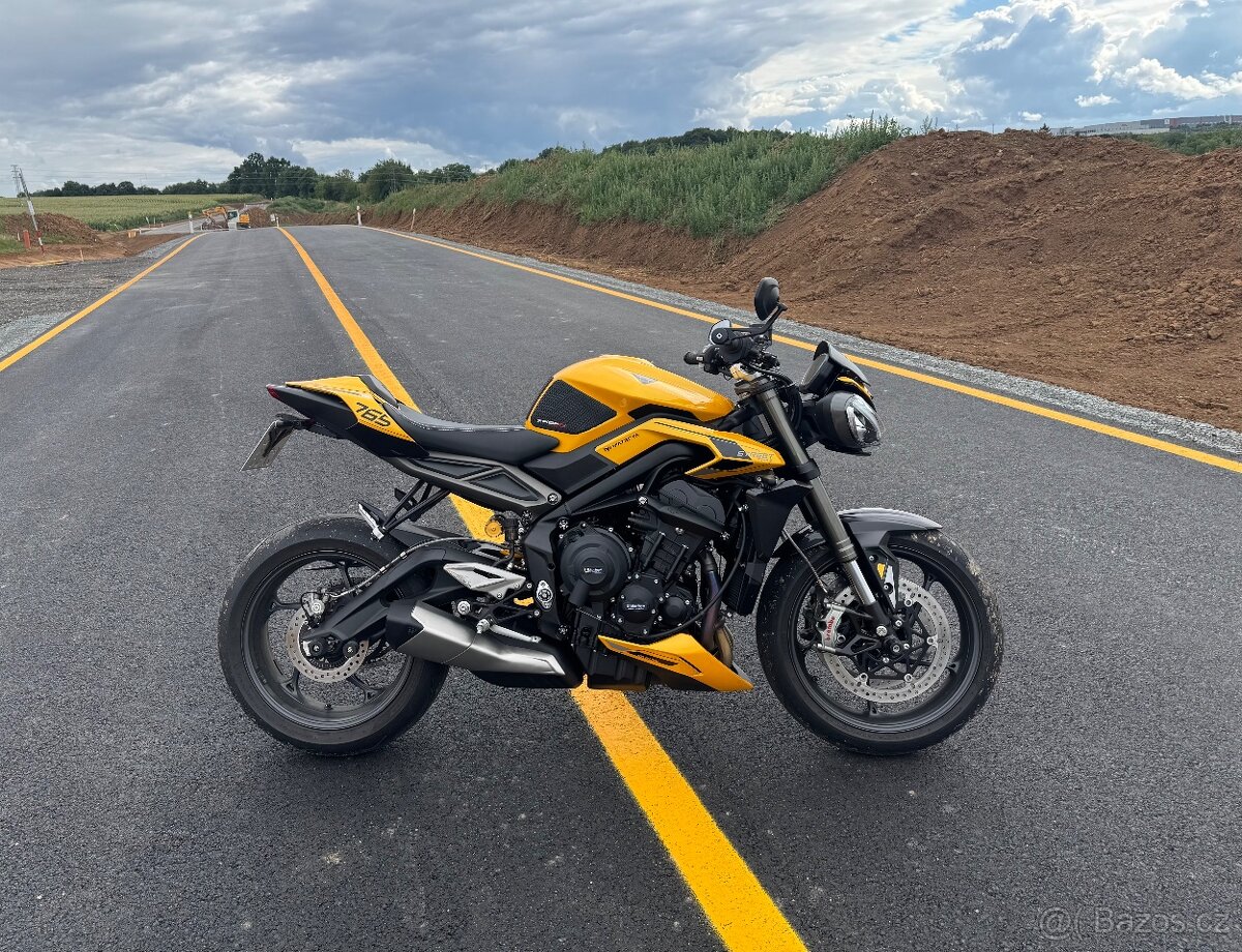 Triumph Street Triple 765 RS / Praha / záruka do 3-2027