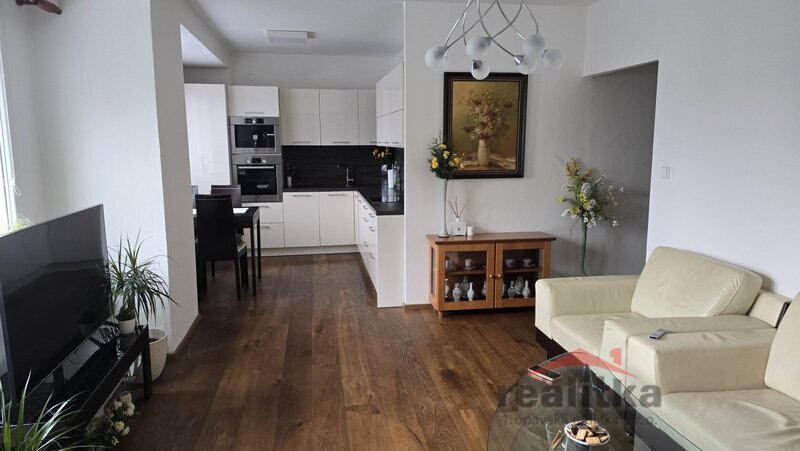 REZERVACEProdej krásného bytu 3+1, 70m2, s balkónem, O