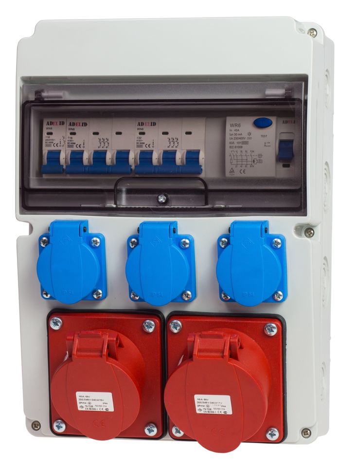 Nový Stavební rozváděč SRM7 s chráničem