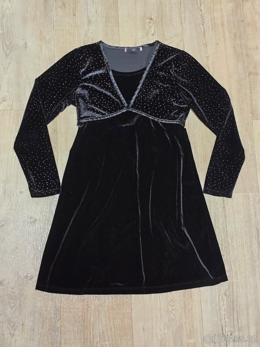 Dívčí šaty, vel. 146