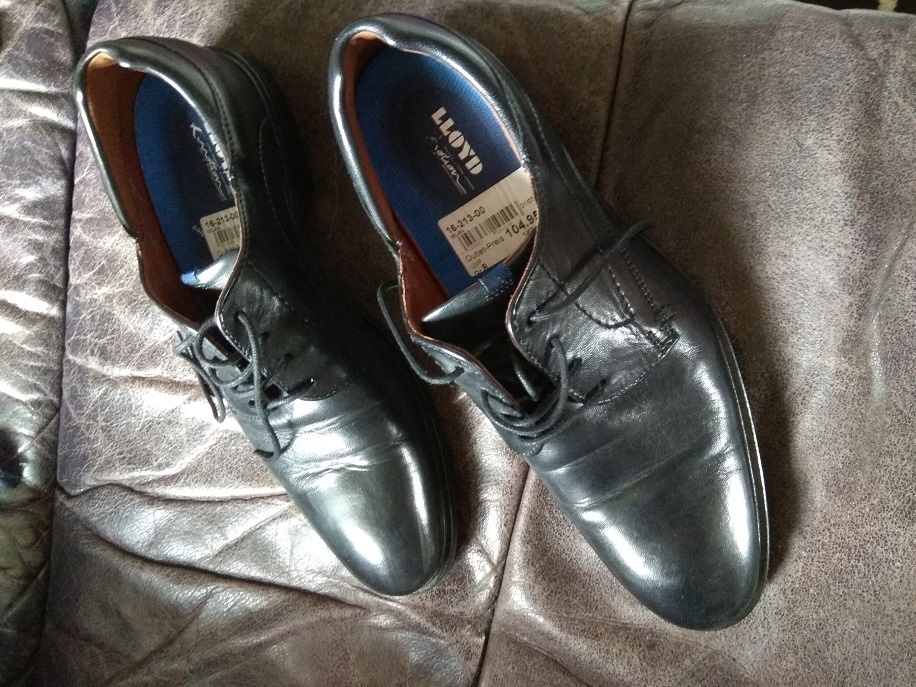 Nabízím málo použité boty, vel 42: společenské a tenisky