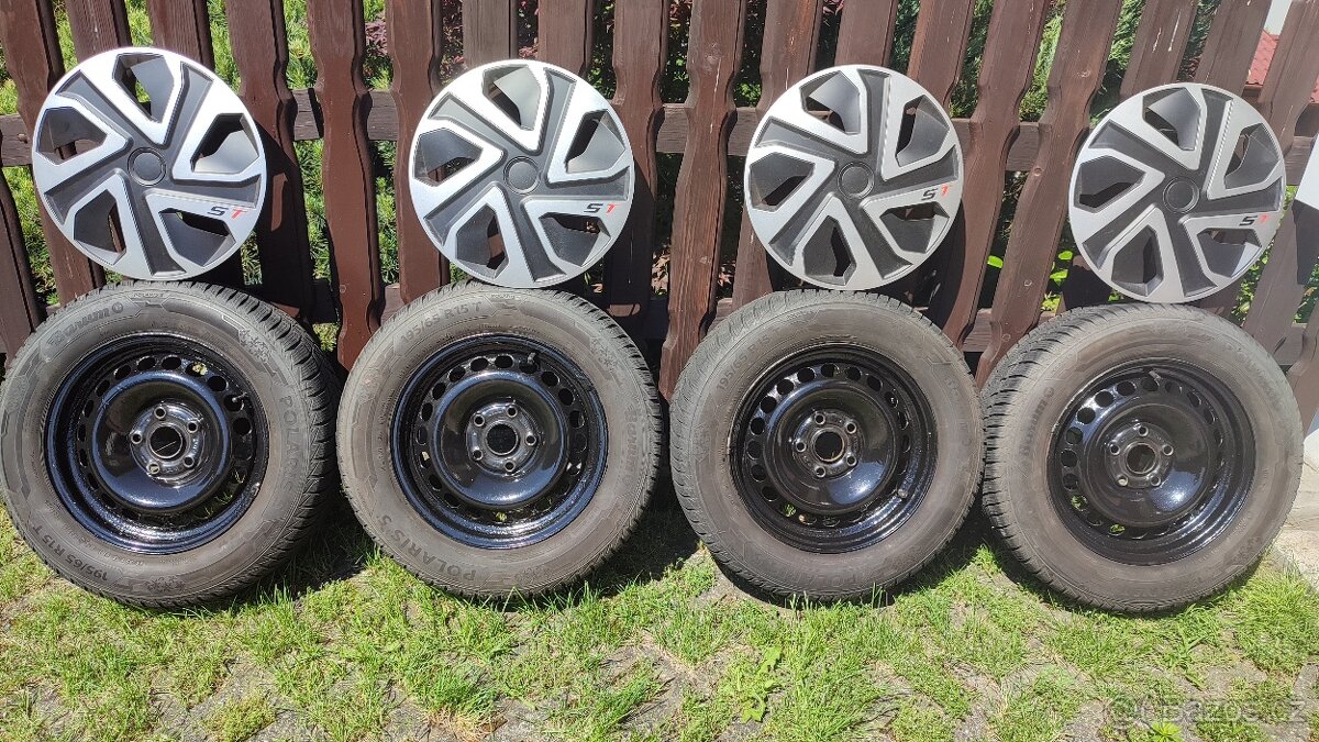 Zimní sada kol 195/65 R15 T na VW Golf 5