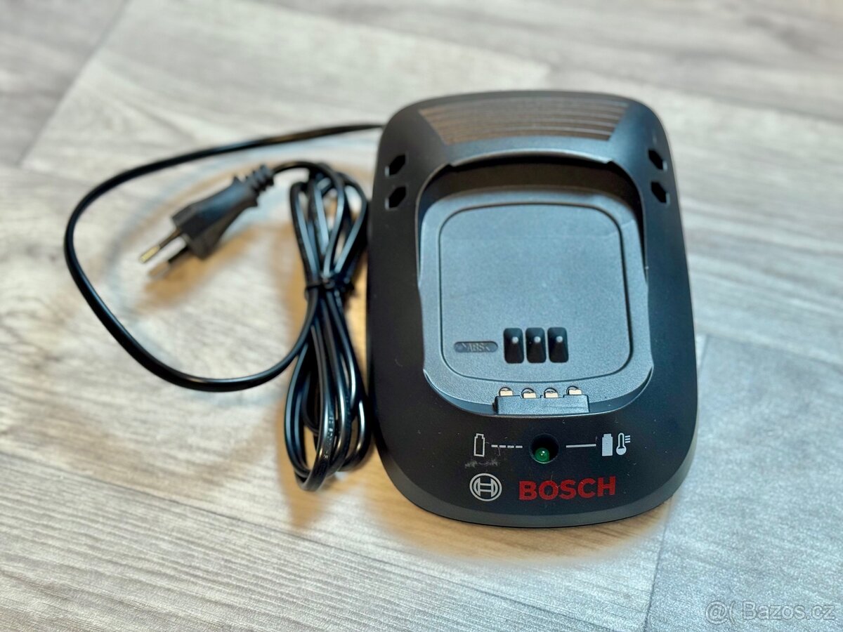 BOSCH AL2215CV nabíječka baterií 14,4 a 18 V