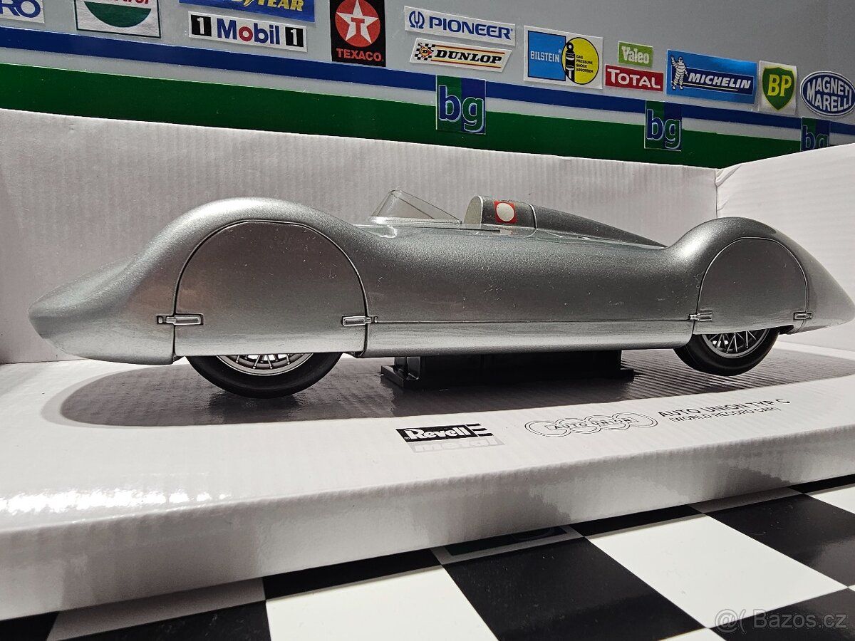 Revell Auto Union Typ C 1:18, světový rekord
