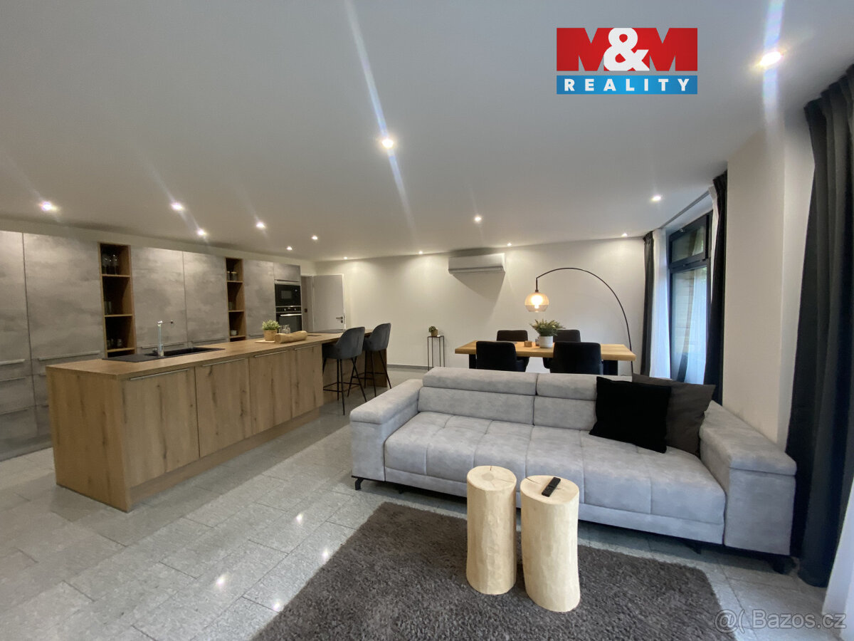 Prodej chalupy s dvěma apartmány 2+kk, Mikulovice