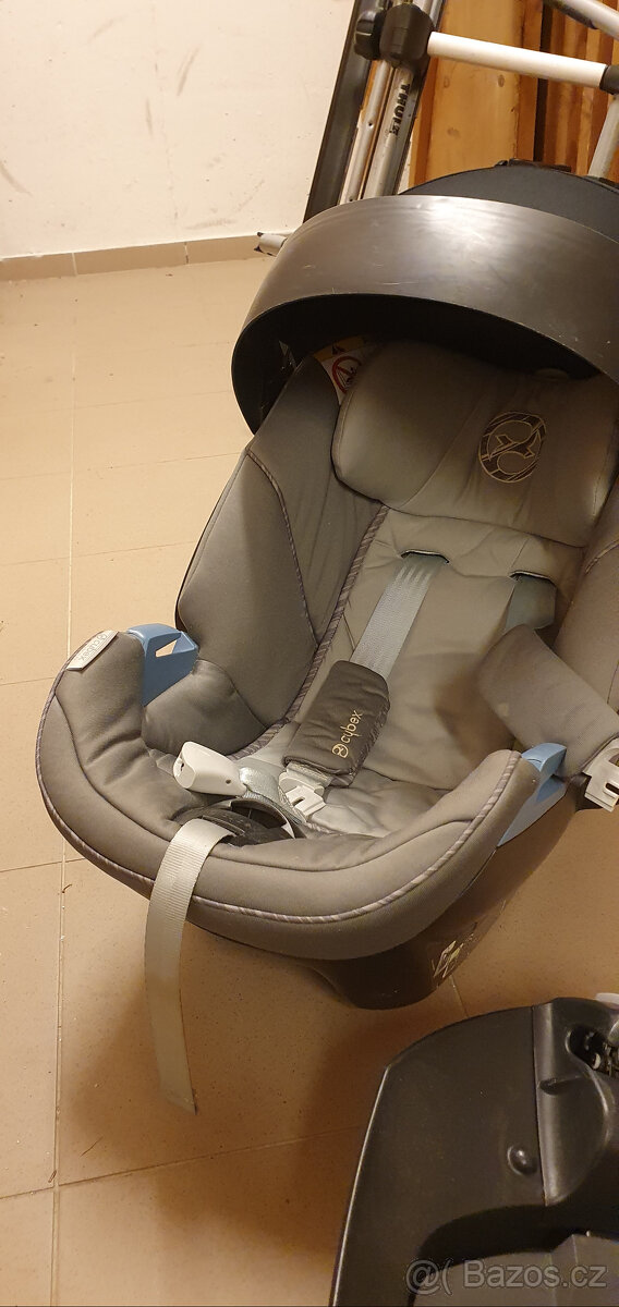 CYBEX isofix skořápka do auta