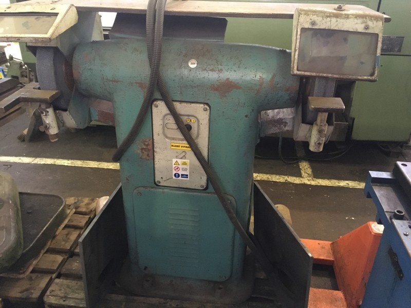 Dvojkotoučová bruska B-4D