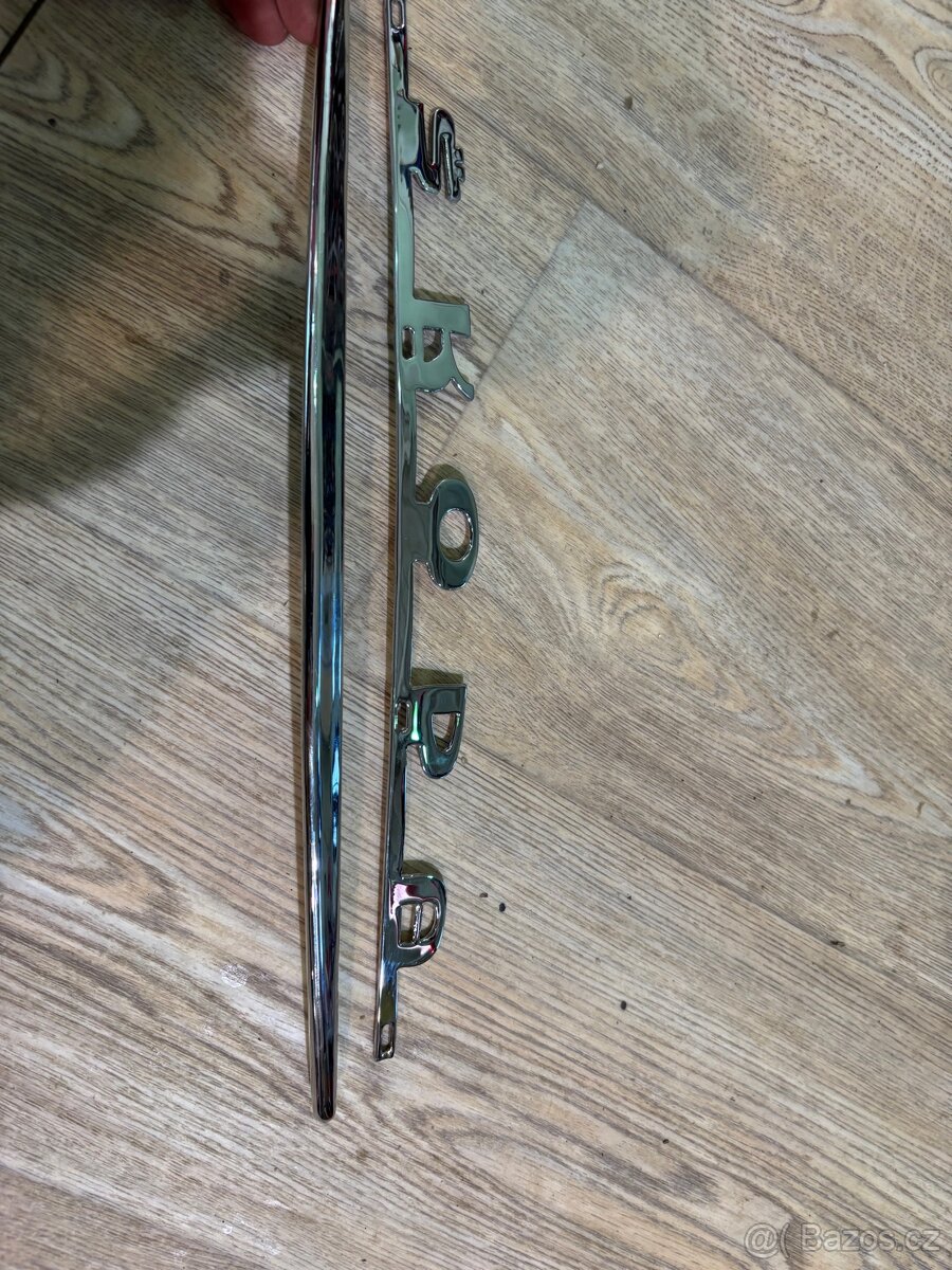 napis škoda octavia felicia