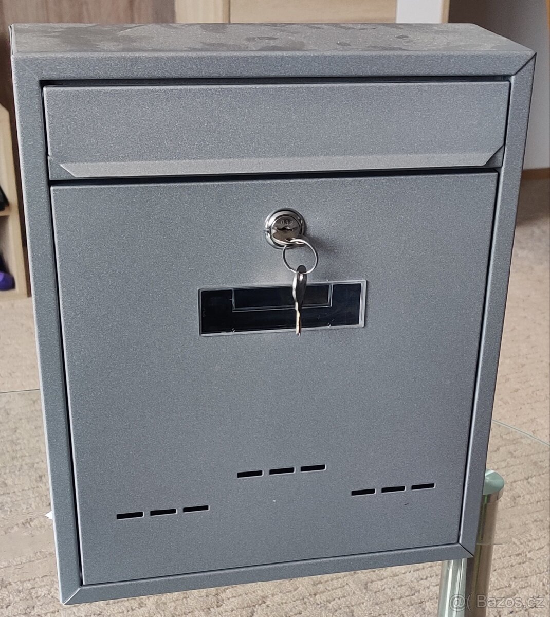 Poštovní schránka