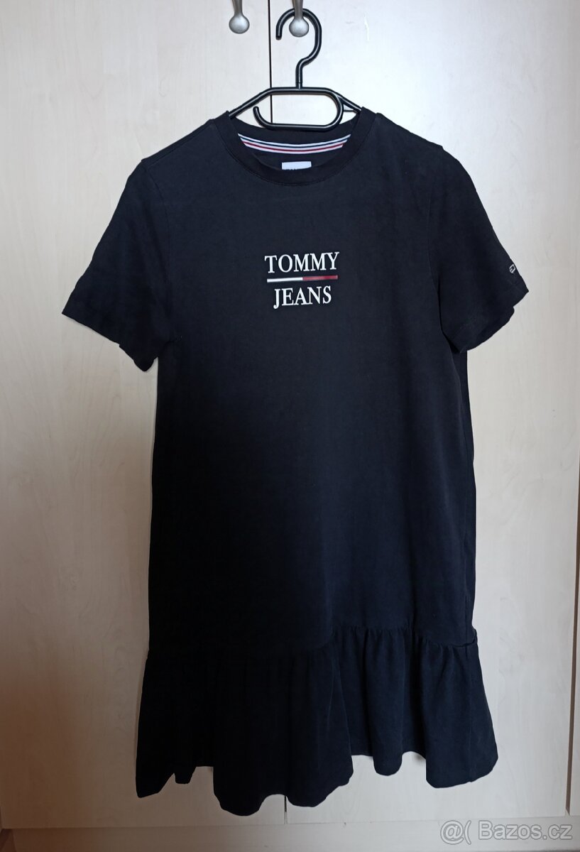 Šaty Tommy Jeans