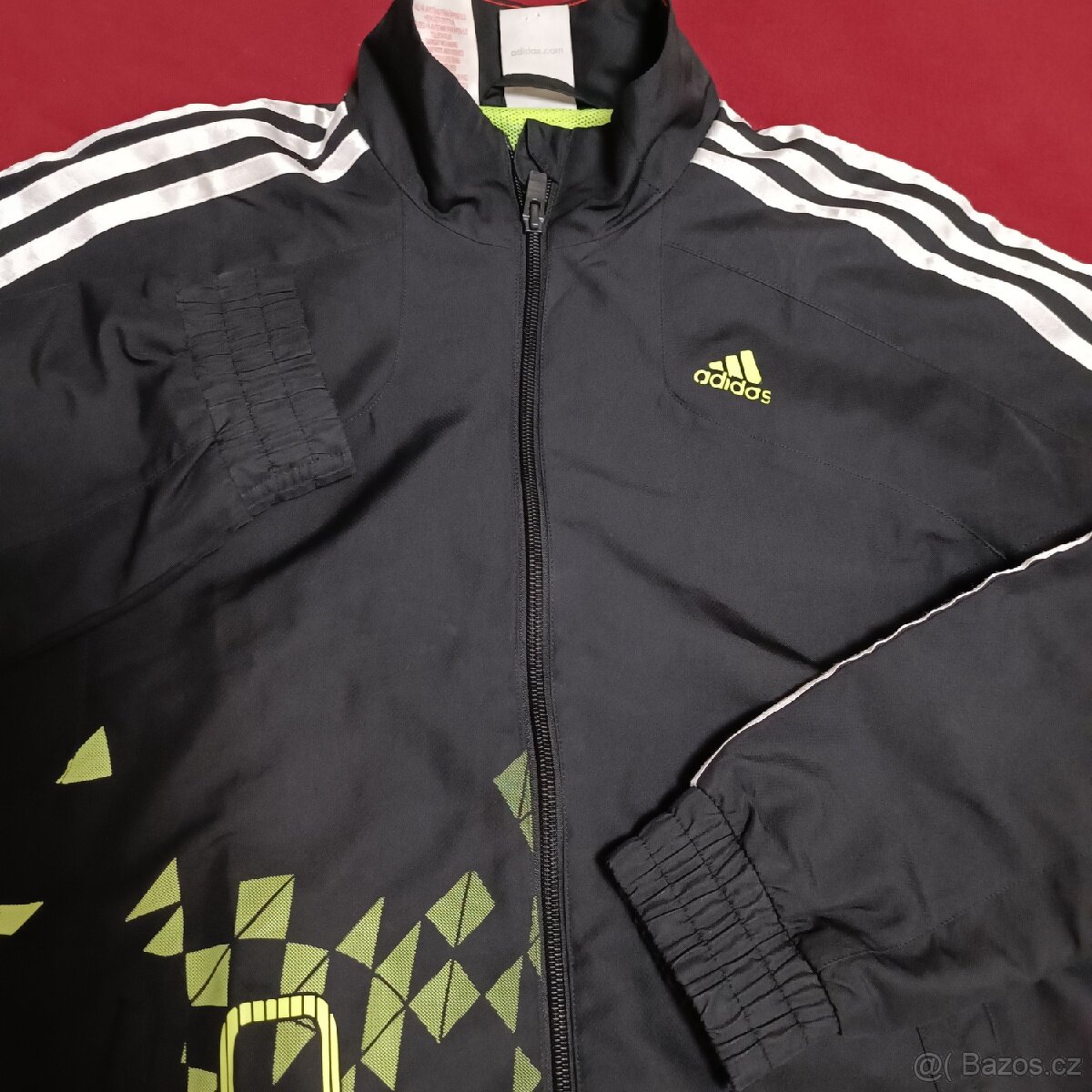 Krásná bunda Adidas vel.164