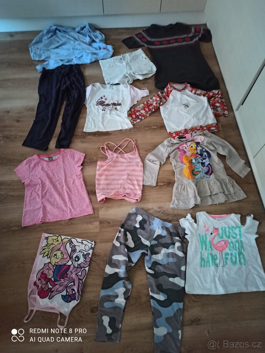 Oblečení holka 122