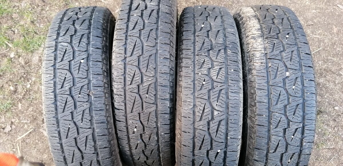 Bridgestone Dueler a/t 205/80 r16