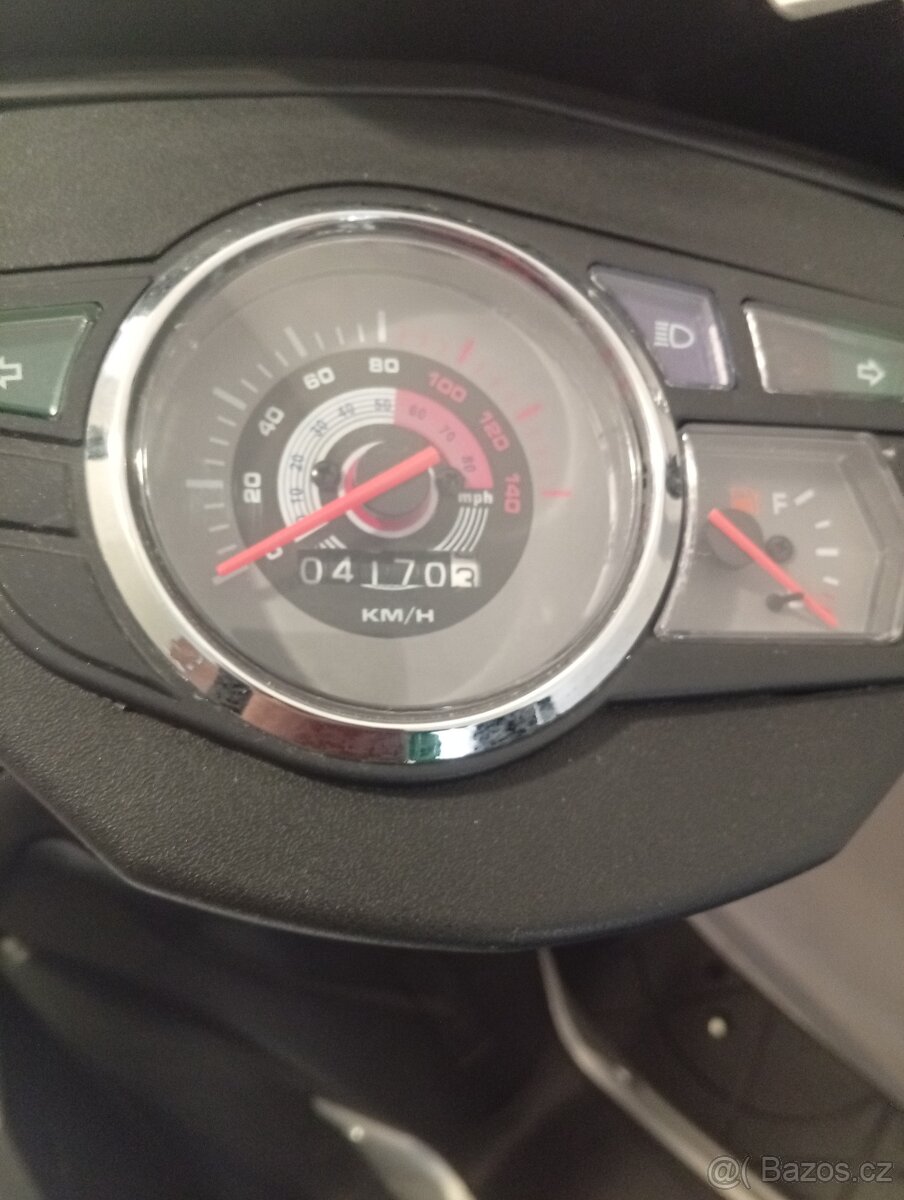 Prodám skútr 125 maxson matador rok.2024