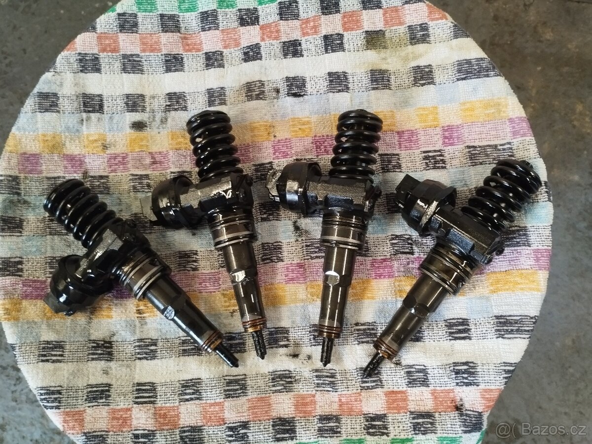 Vstřikovače 1.9 tdi 77kw