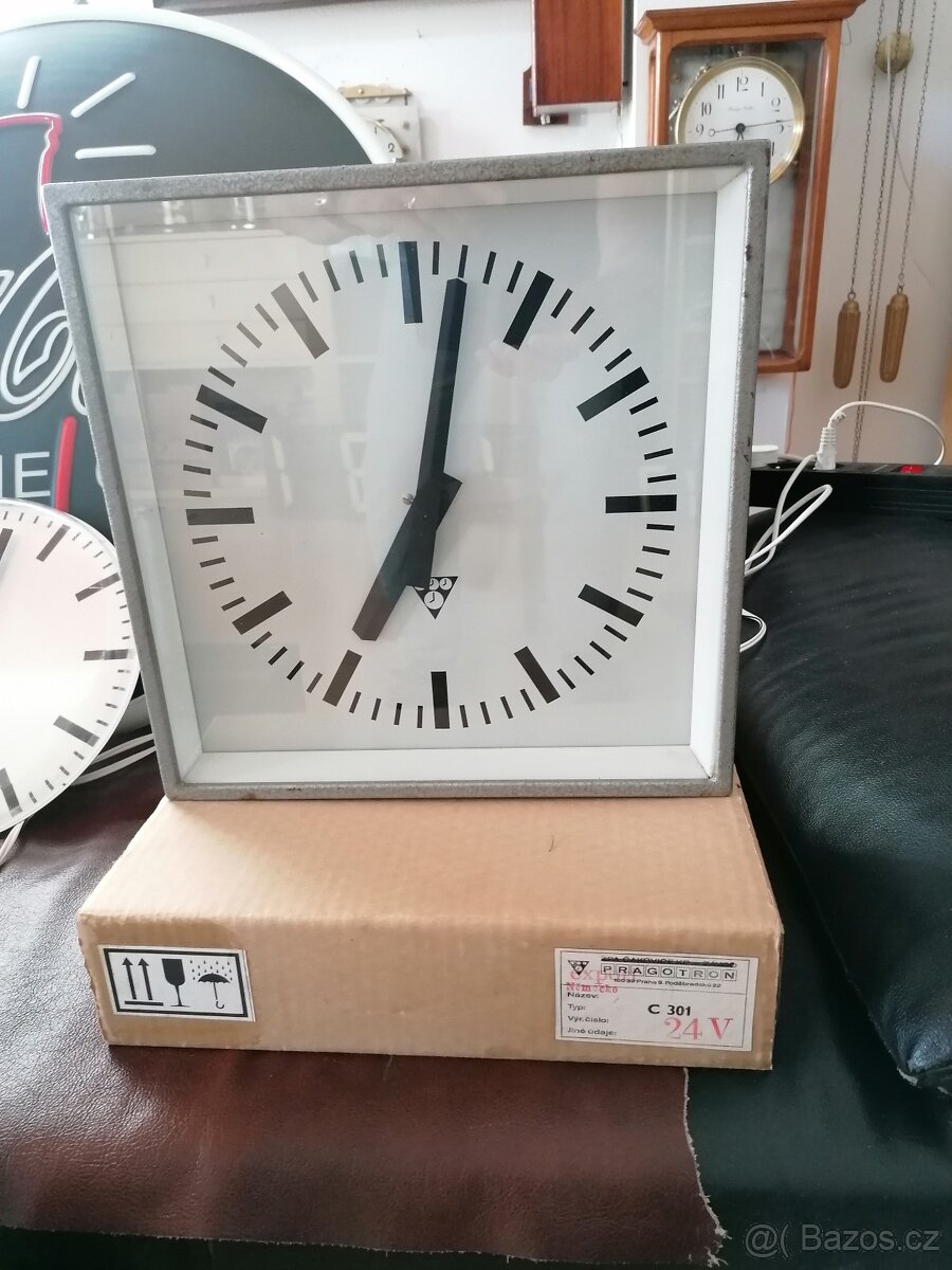 PODRUŽNÉ HODINY PRAGOTRON C 301 nerozbalené export Německo