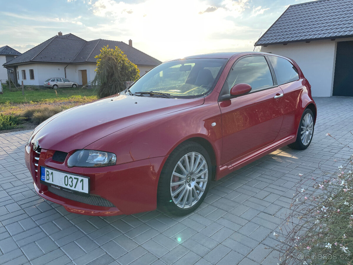 Alfa Romeo 147 GTA 3.2 V6 24V Busso, Manuál