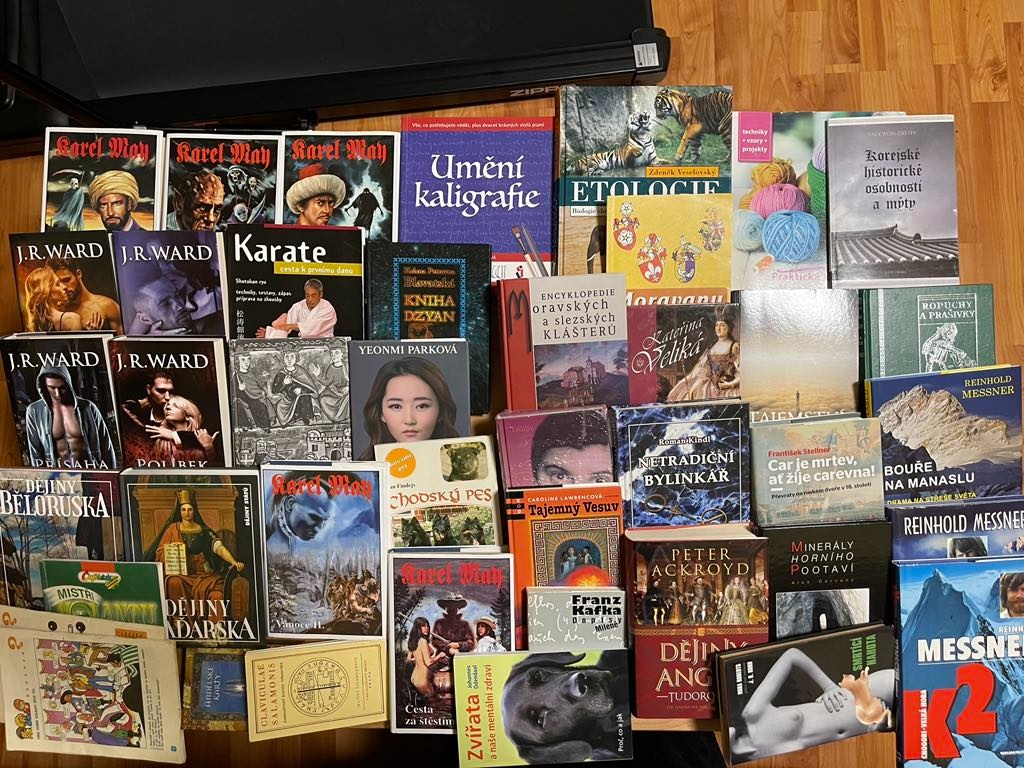 May,psychologie,Claviculae Salamonis,kaligrafie,Háčkování