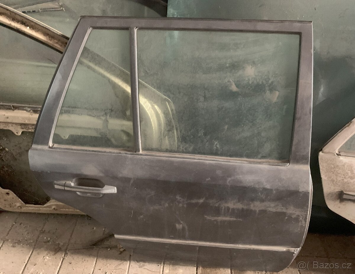 w124 ND dveře, kapota, zrcátka