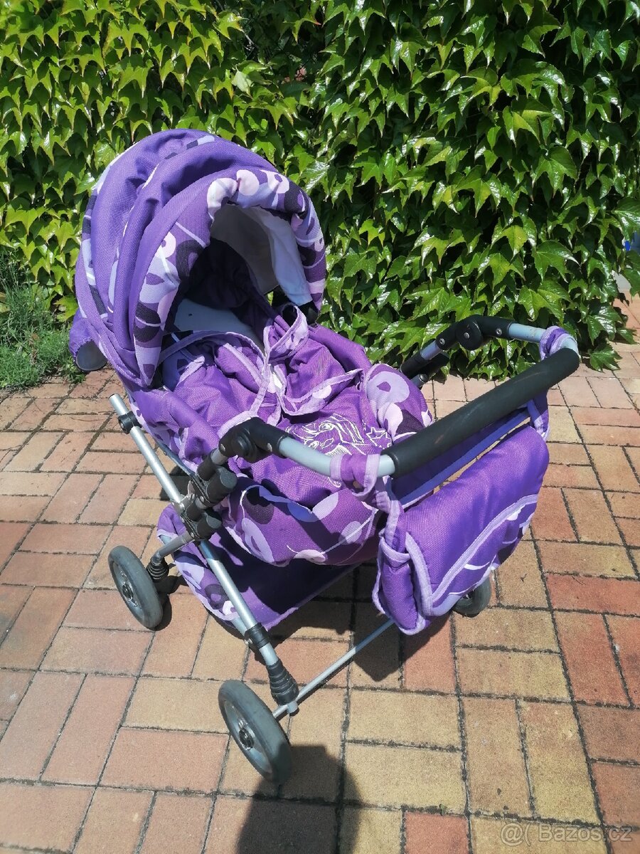 Velky kocarek pro panenky Tako