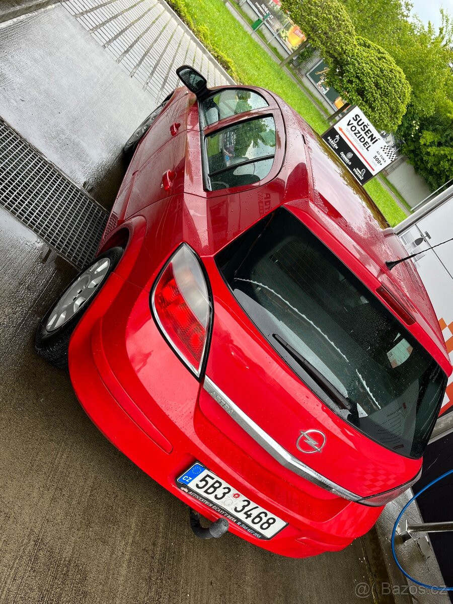 Opel Astra twinsport