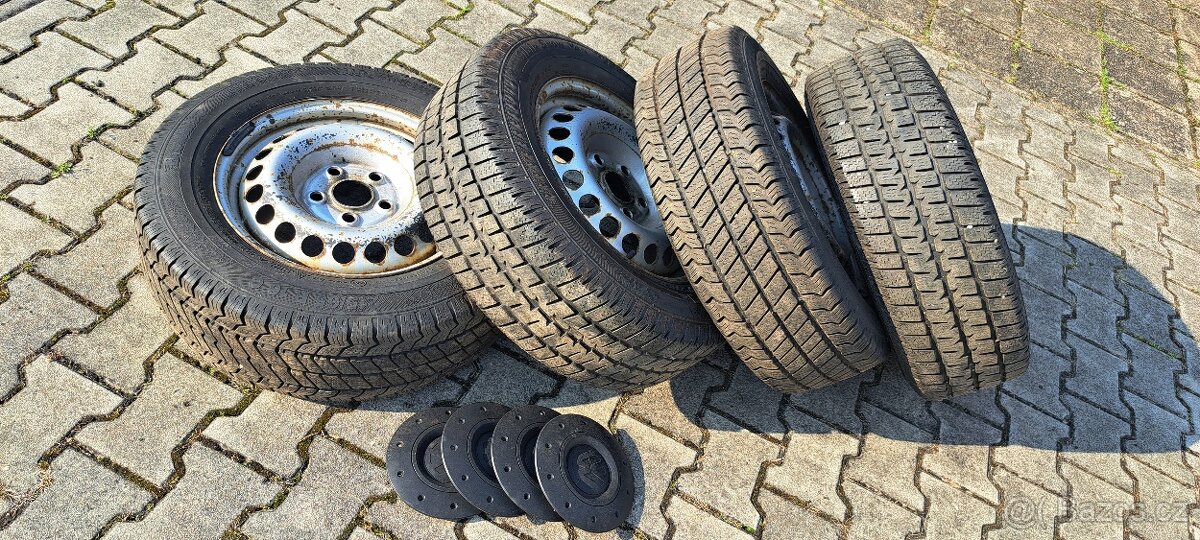 VW Transporter sada zimních kol, 215/65 R16 C