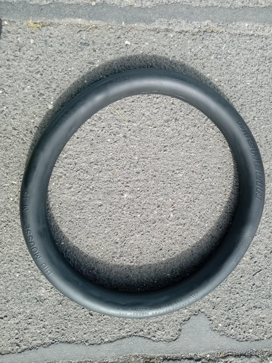 Mousse
