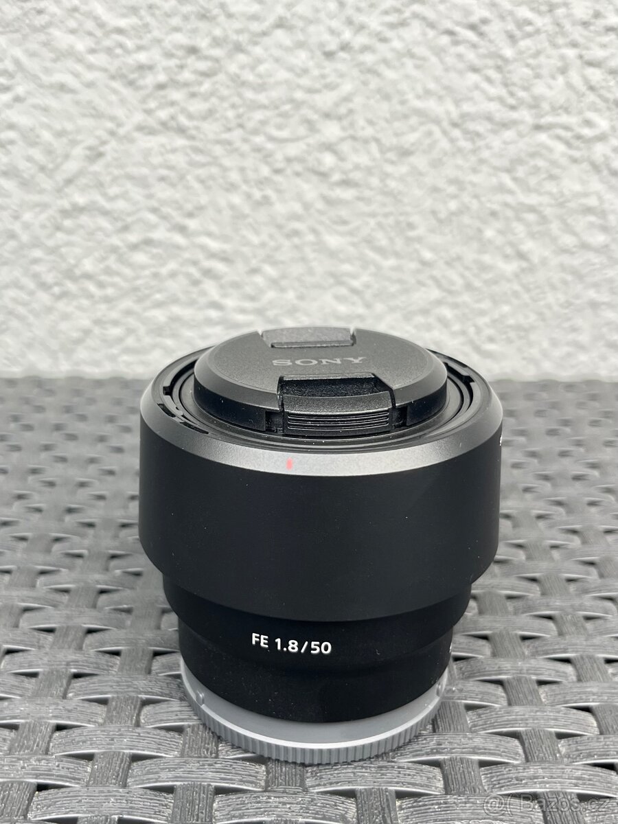 SONY FE 50mm f/1.8