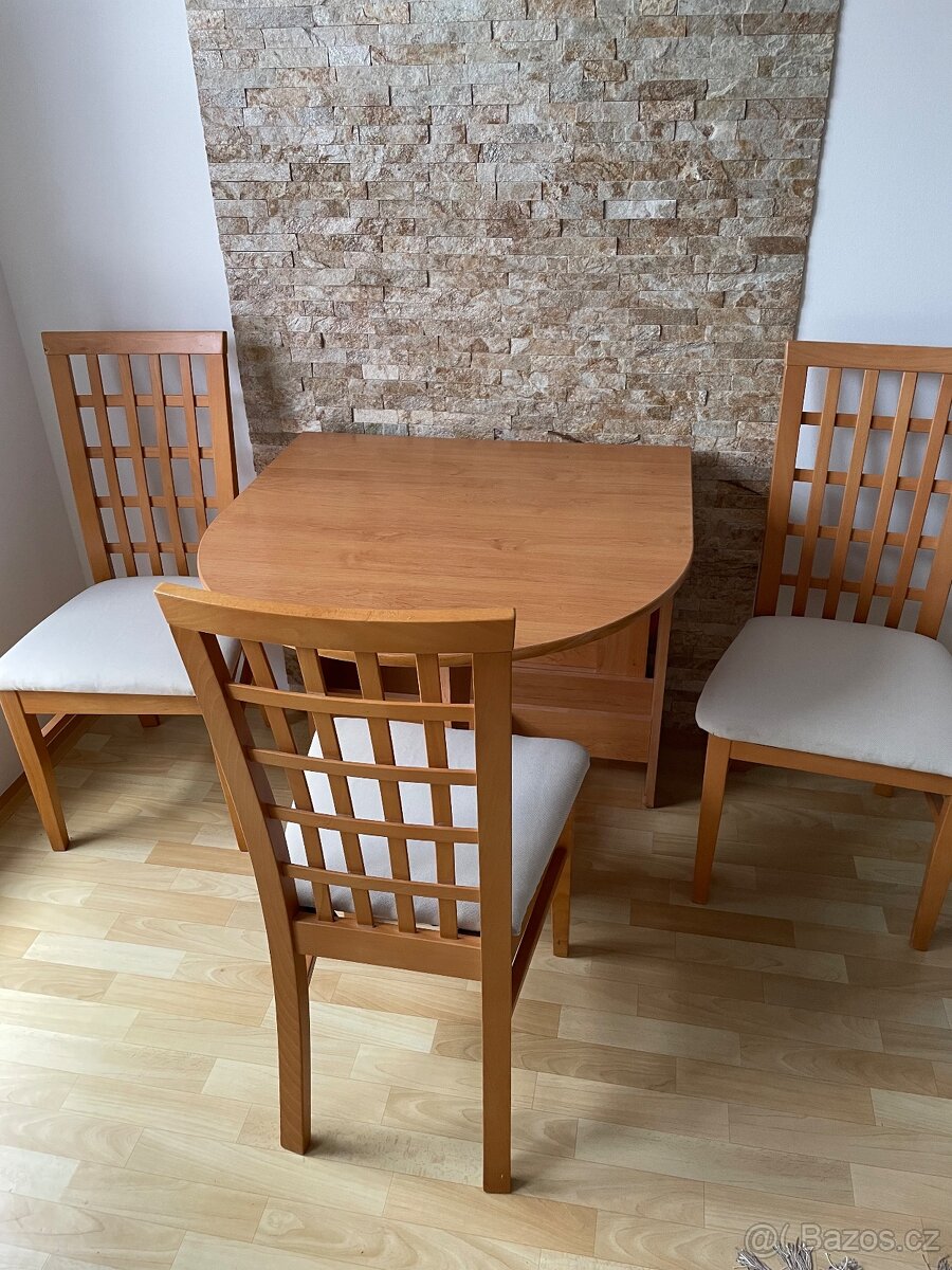 Jídelny stůl židle
