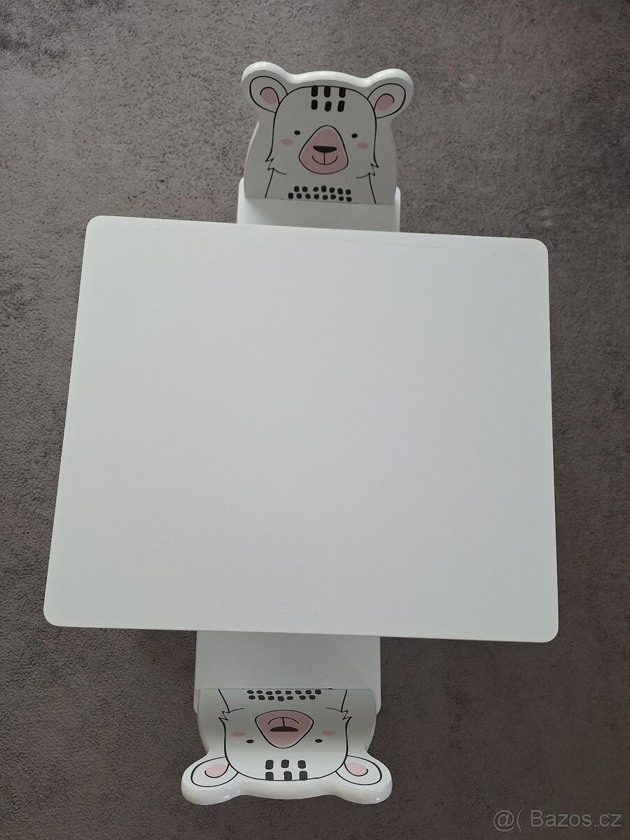 Stůl a židlička pro děti Medvídek