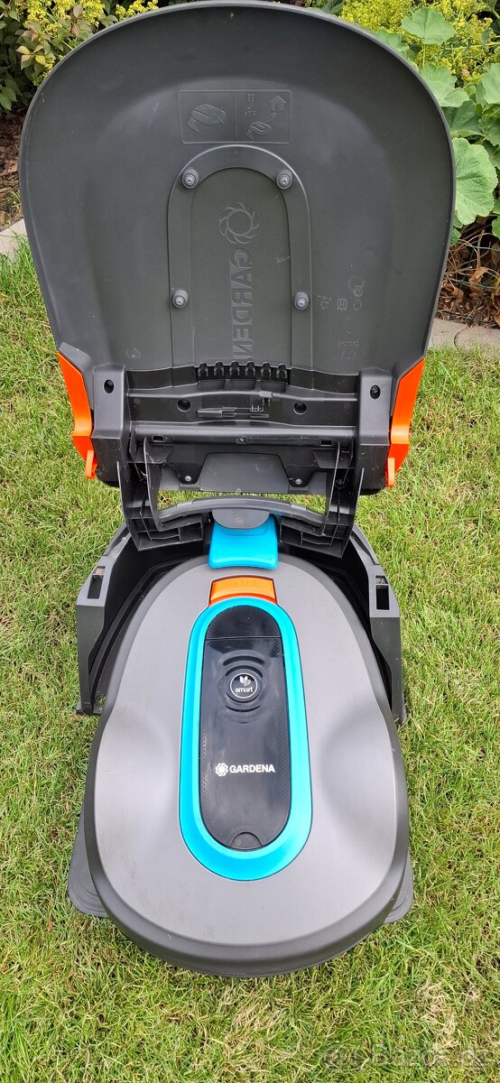 Gardena Robotická sekačka smart SILENO life, 750 m2