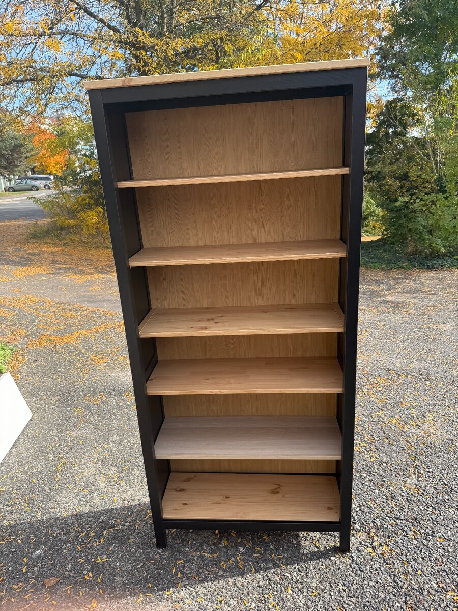 Knihovna IKEA Hemnes - černohnědá