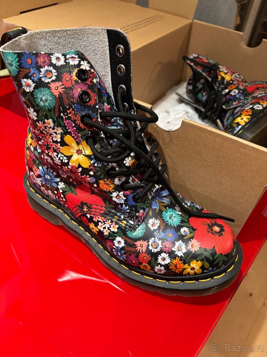 Dr.Martens vel 36