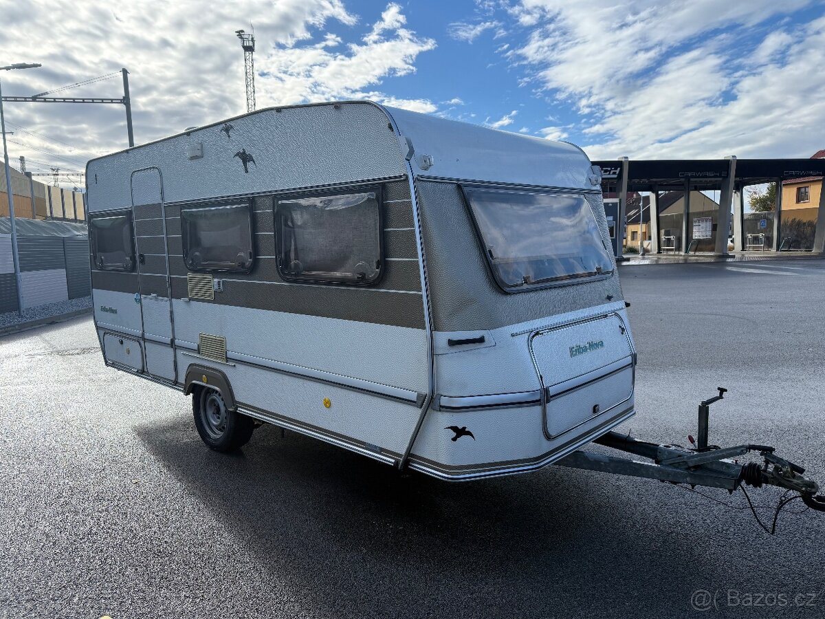 Karavan Hymer Eriba Nova