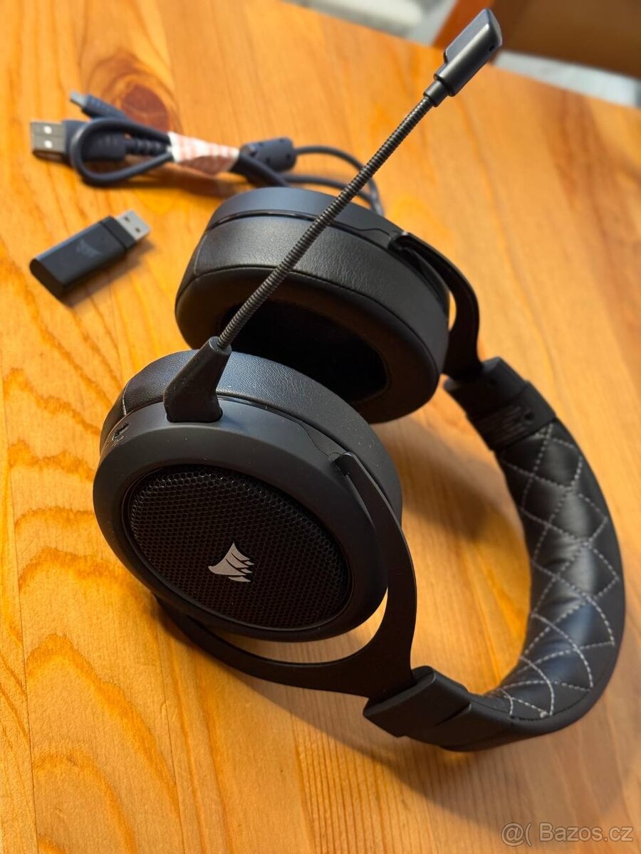 Corsair HS70 PRO Wireless - herní bezdrátová sluchátka
