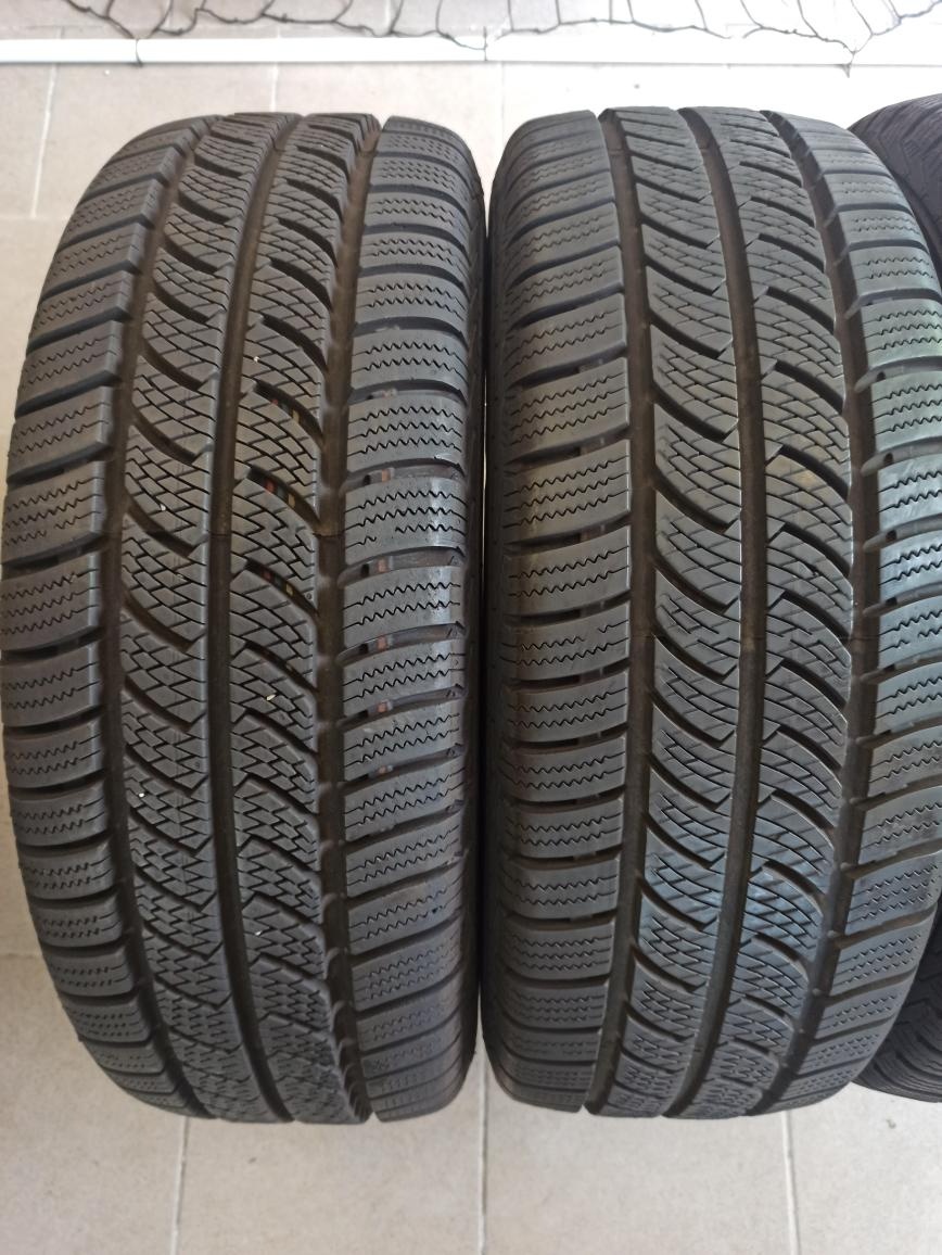 Zimní užitkové pneu Continental 225/65/16C 112/110R