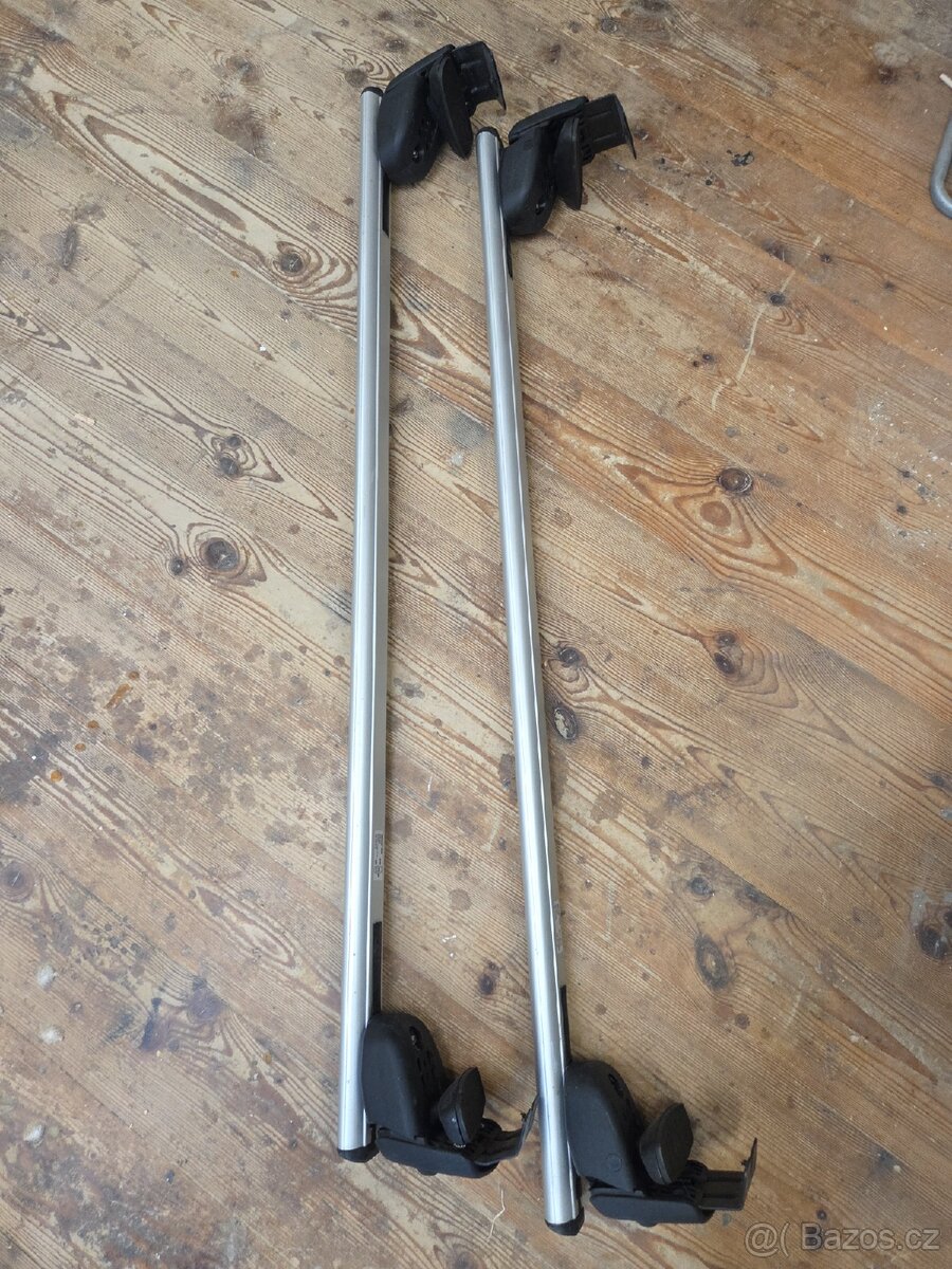 Střešní nosič Renault Megane